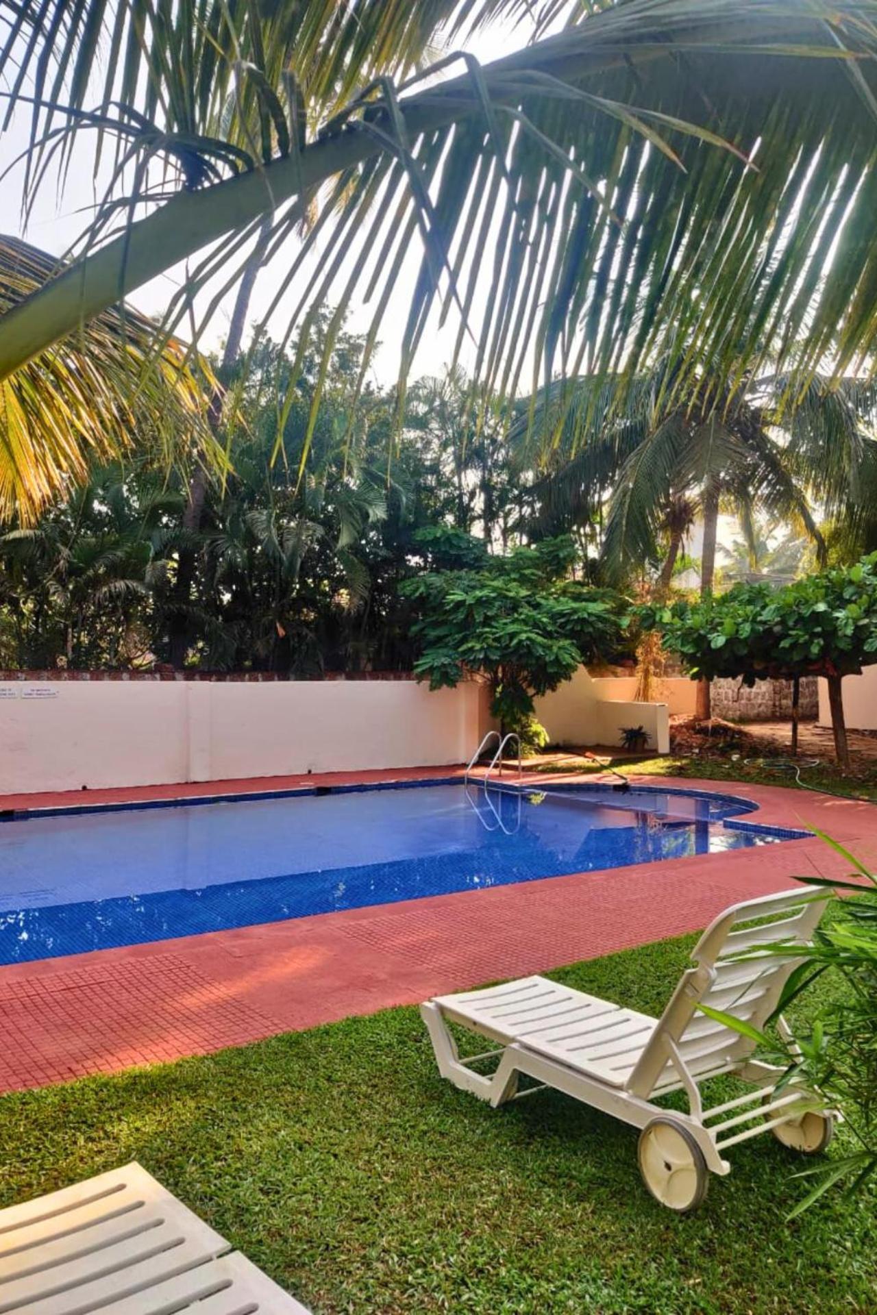 Jungle Hut-Annabelle'S Beach Apartments At Bernard Simao,Calangute,Goa Candolim Exterior photo